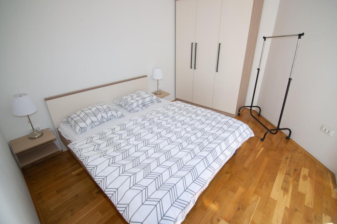 Apartment Davor Malinska Bagian luar foto